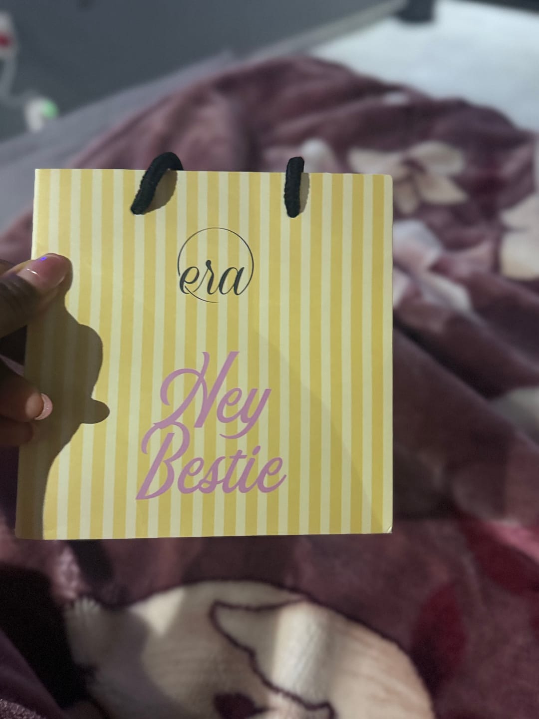 Customer photo review of Yellow Era Gift Bag