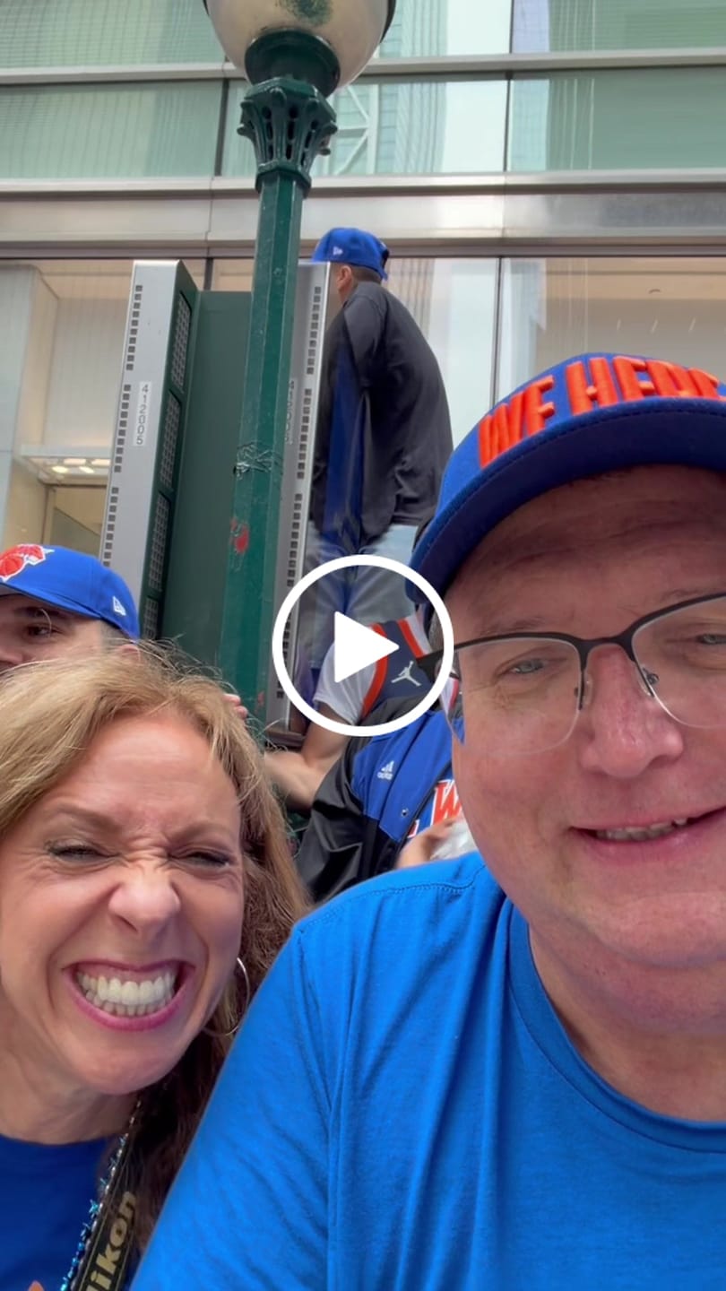 Customer video review of NYK 5 Icons T-Shirt
