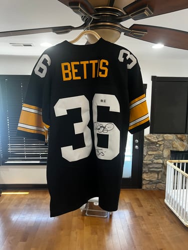 Customer photo review of Jerome Bettis Autograph Signing