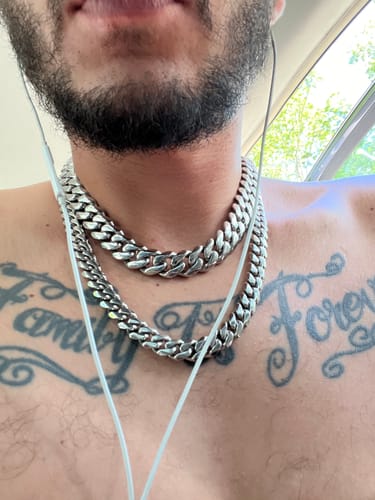 Customer photo review of CUBAN CHAIN