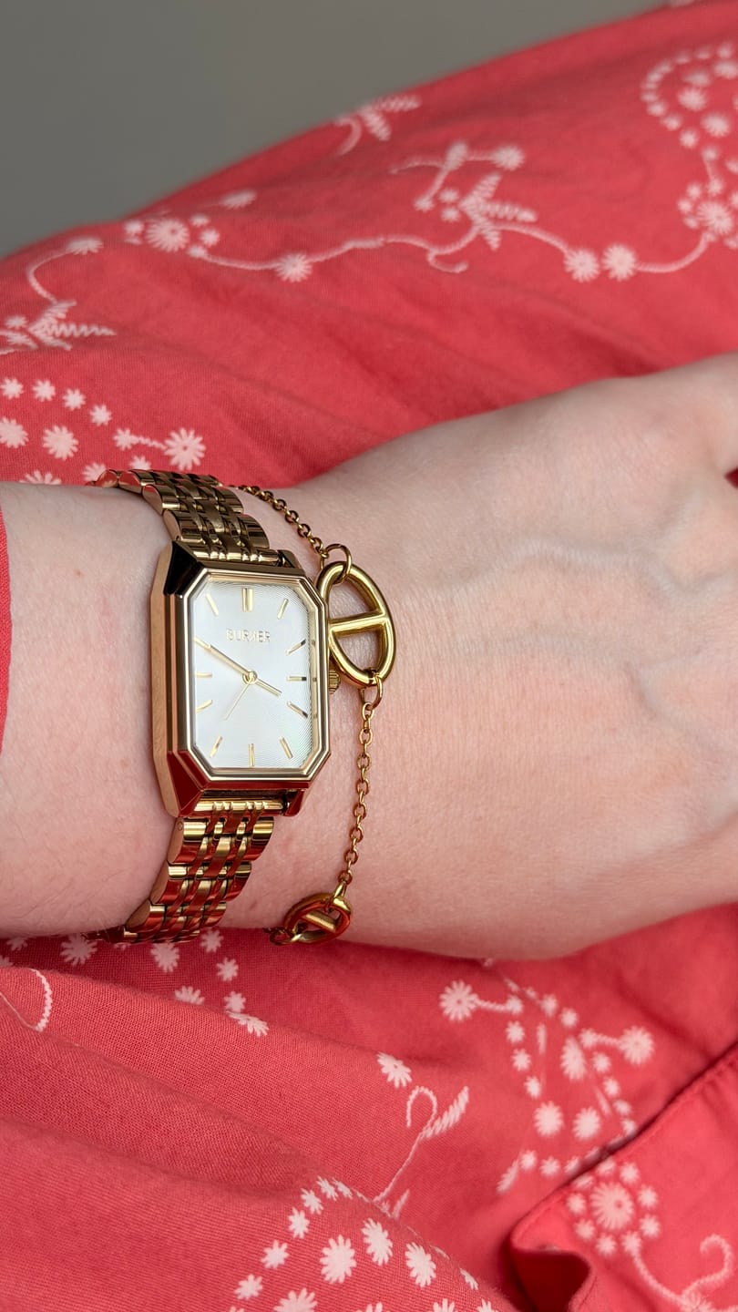 Customer photo review of Isabell Gold