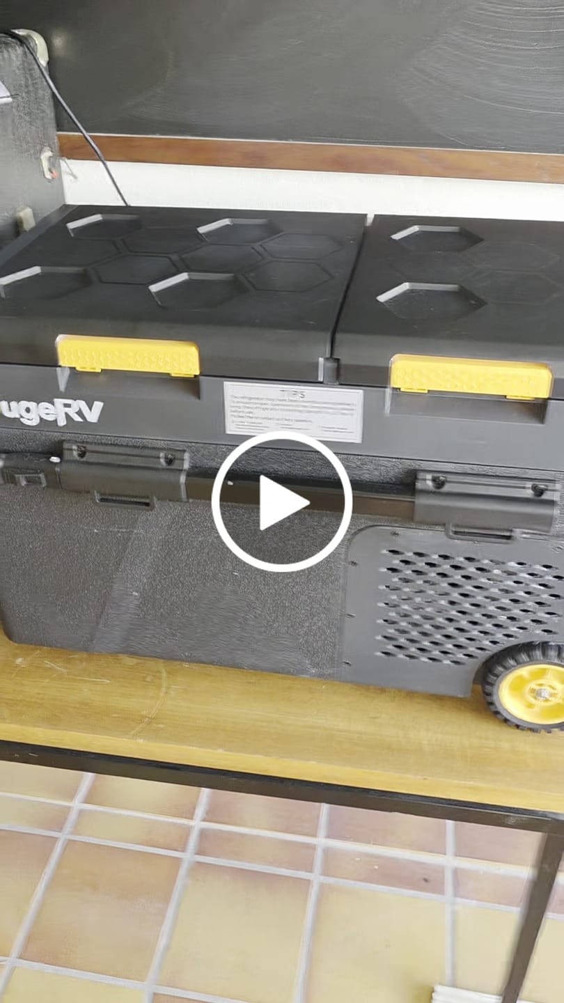 Customer video review of BougeRV CRD2 V2.0 40 L Zwei Zonen Doppeltür Kompressor Kühlbox Auto