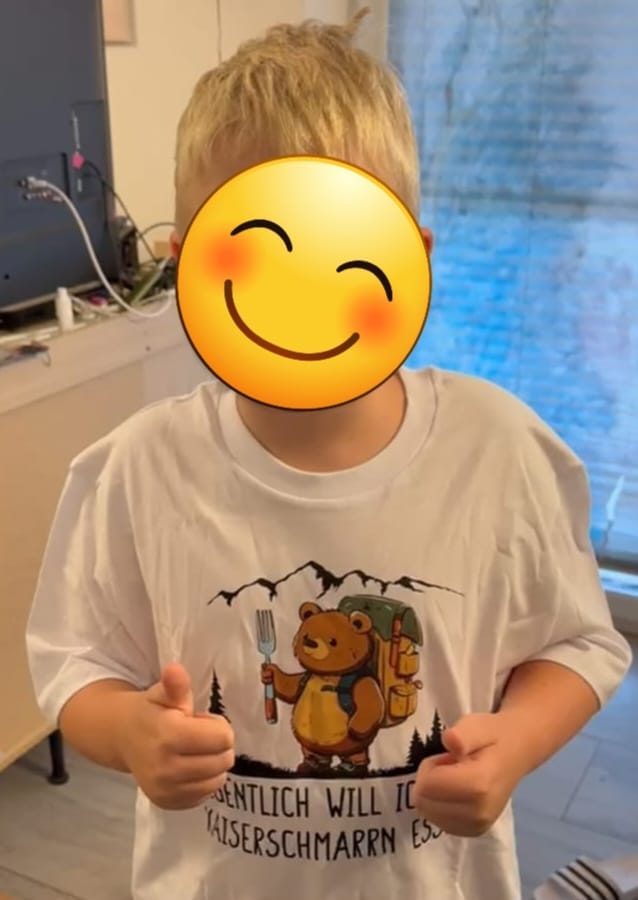 Customer photo review of Kaiserbär T-Shirt Unisex