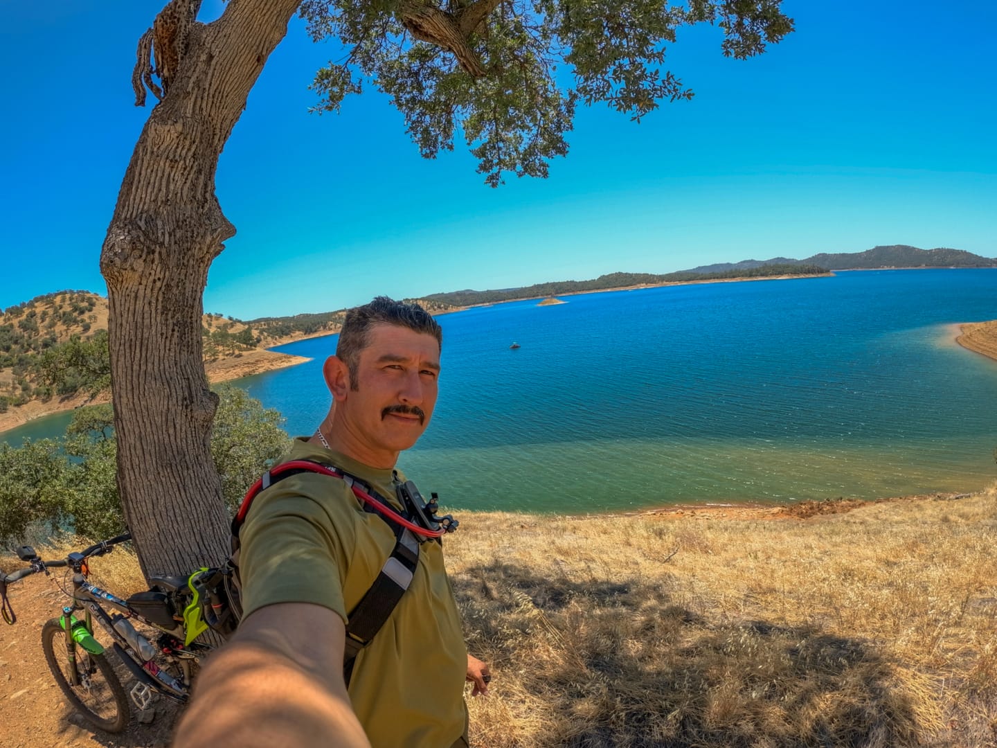 Customer photo review of Airborne 9L Race Edition Hydration Pack