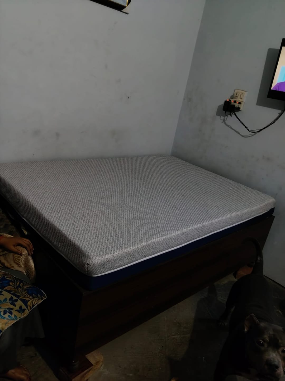 Customer photo review of Flo Anti-Gravity™ Natural Latex Mattress