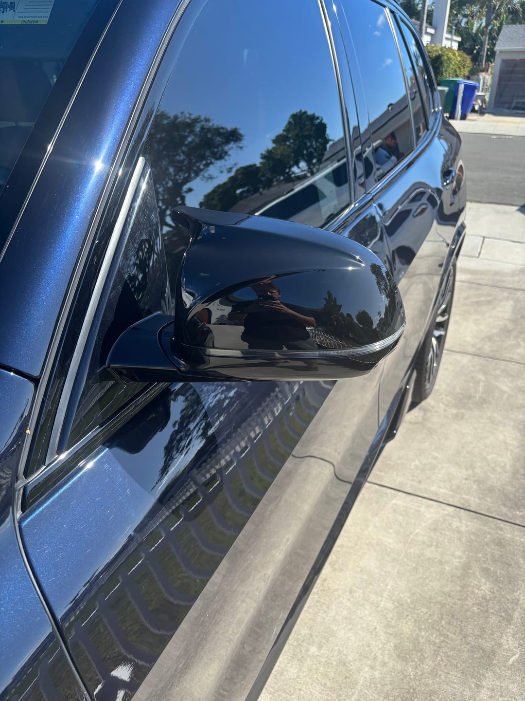 Customer photo review of BMW X3/X4/X5/X6/X7 G01/G02/G05/G06/G07 M-Style Gloss Black Wing Mirror Covers (2018+)