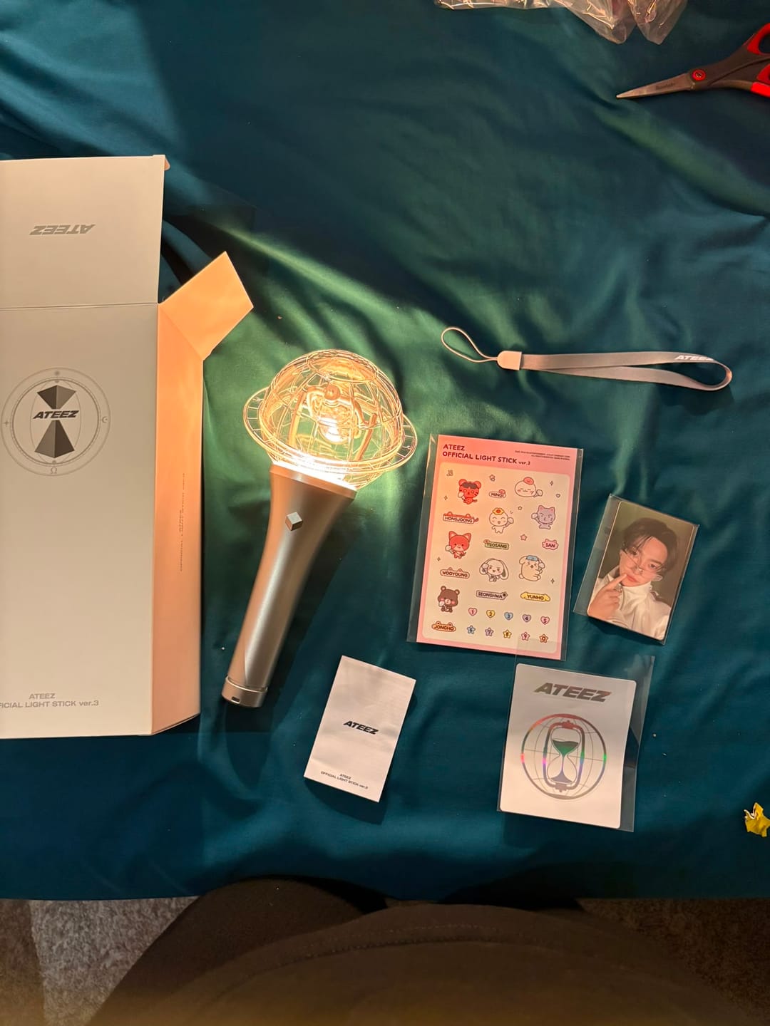 Customer photo review of ATEEZ - OFFICIAL LIGHT STICK VER.3
