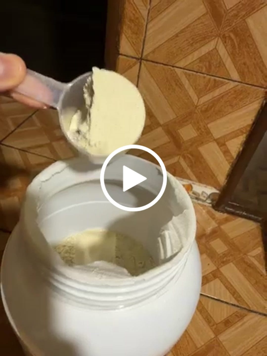 Customer video review of Proteína FEMFIT Café Latte