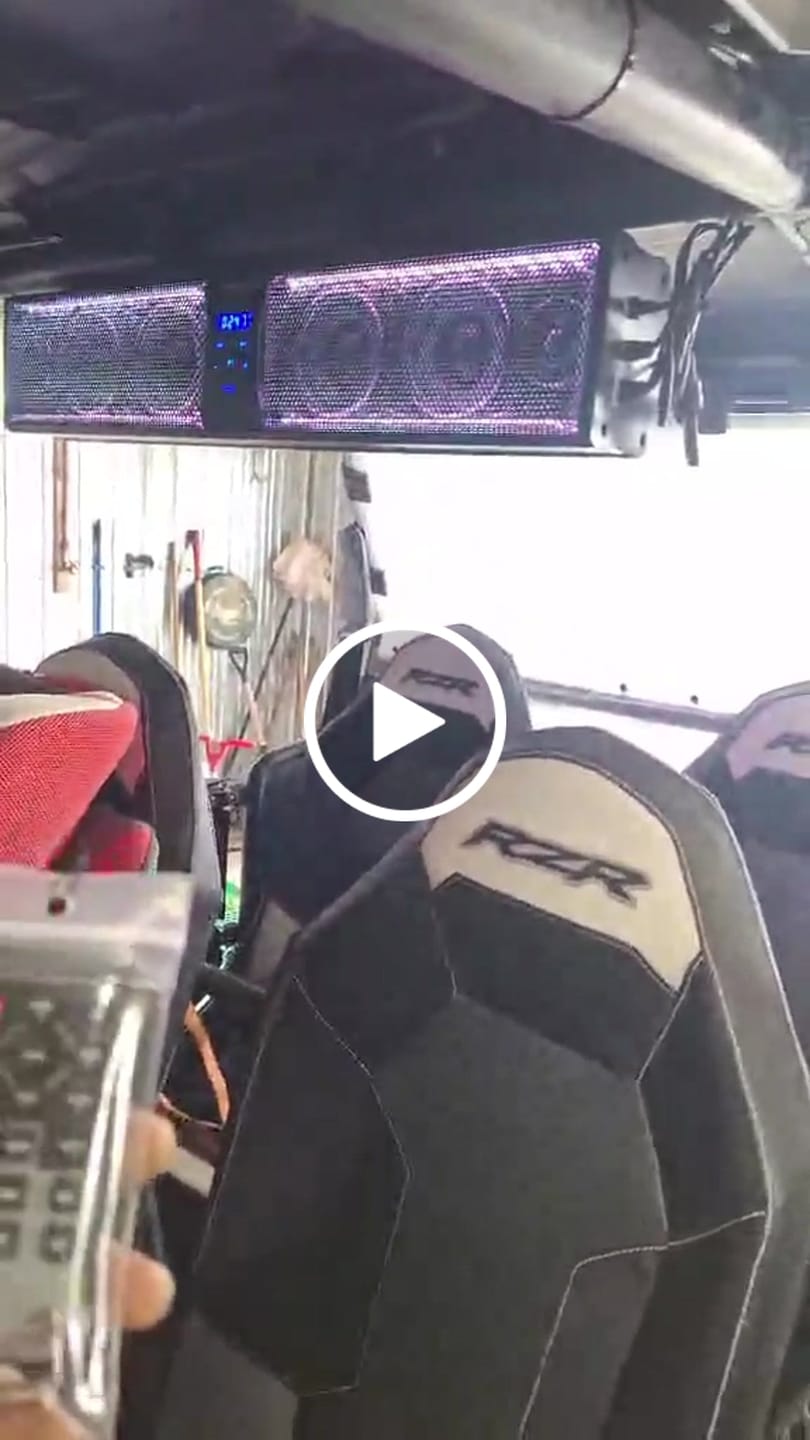 Customer video review of UTV Sound Bar RGB 25'' Bluetooth Multicolor Lights 500W Amplifier 1.25''-2'' Roll Bar