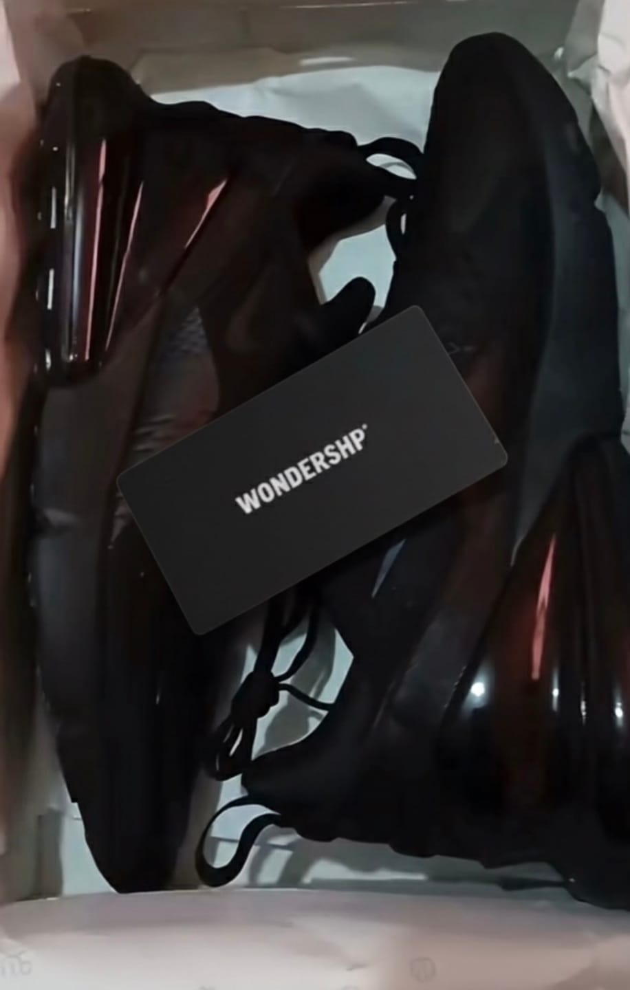 Customer photo review of AIR MAX 270 ORIGINALES
