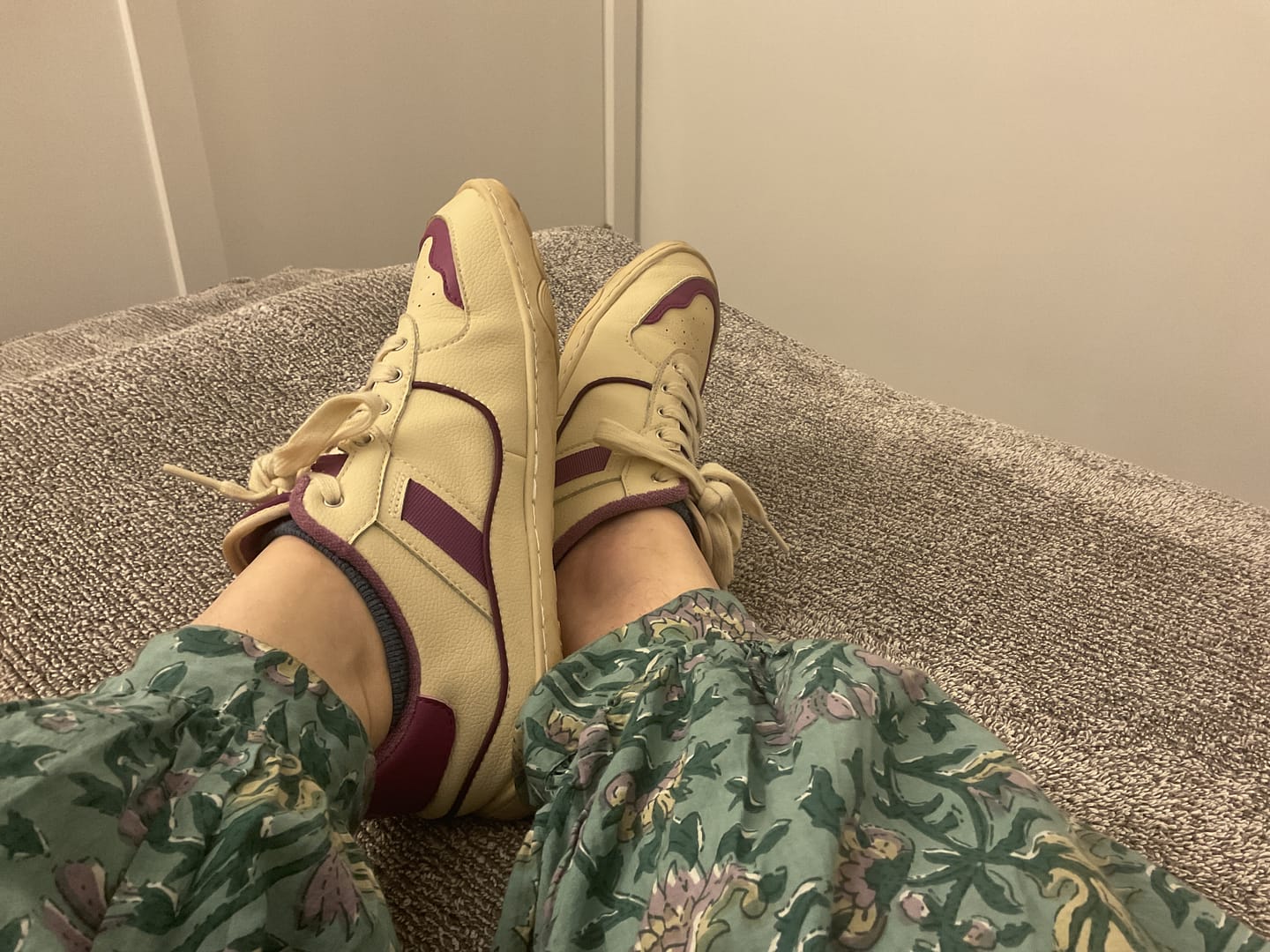 Customer photo review of PLUM RETRO LOW | SNEAKERS - ADULTS