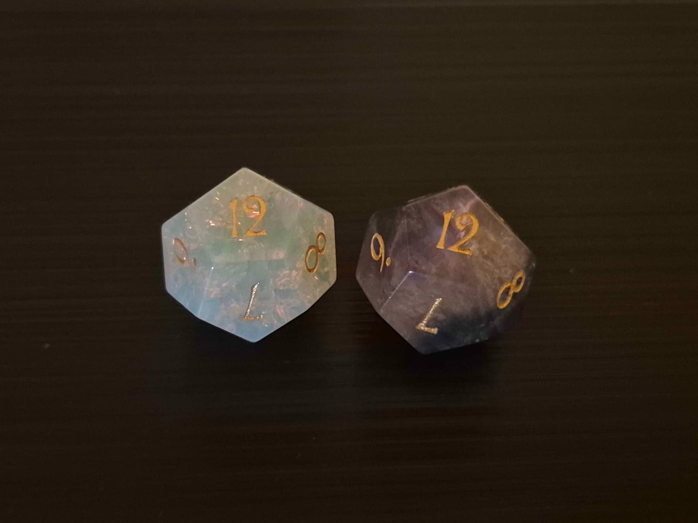 Customer photo review of 2 pcs of D12 for Daggerheart Tabletop Gaming