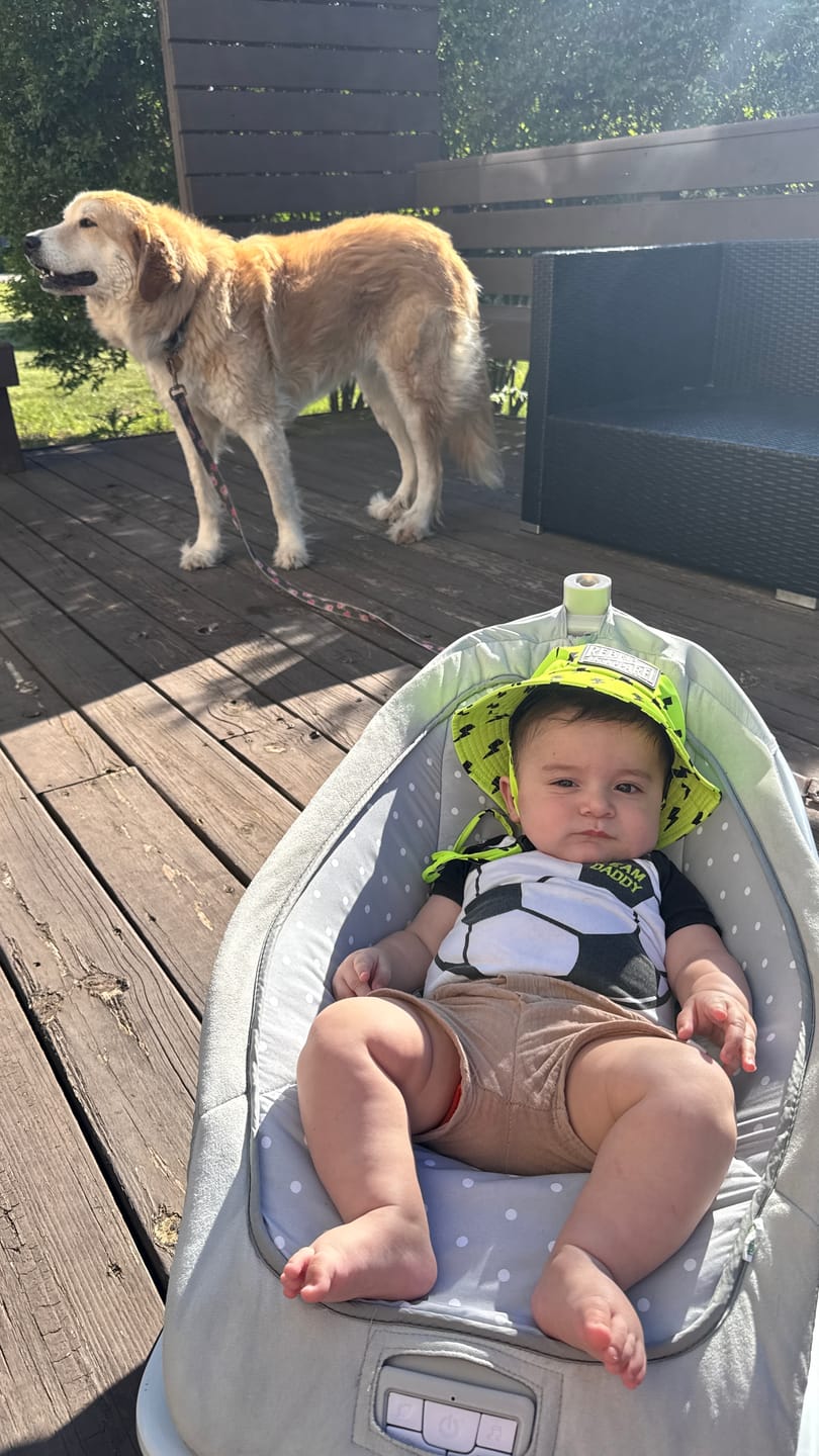 Customer photo review of Hydro Bucket Hat in Neon Electric Lime x Jagger