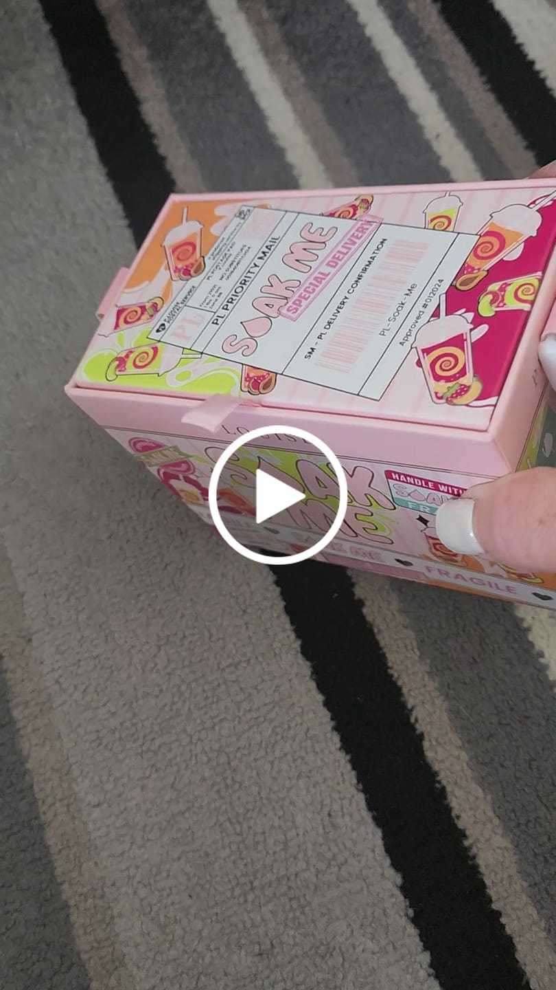 Customer video review of Soak Me Cube Bag