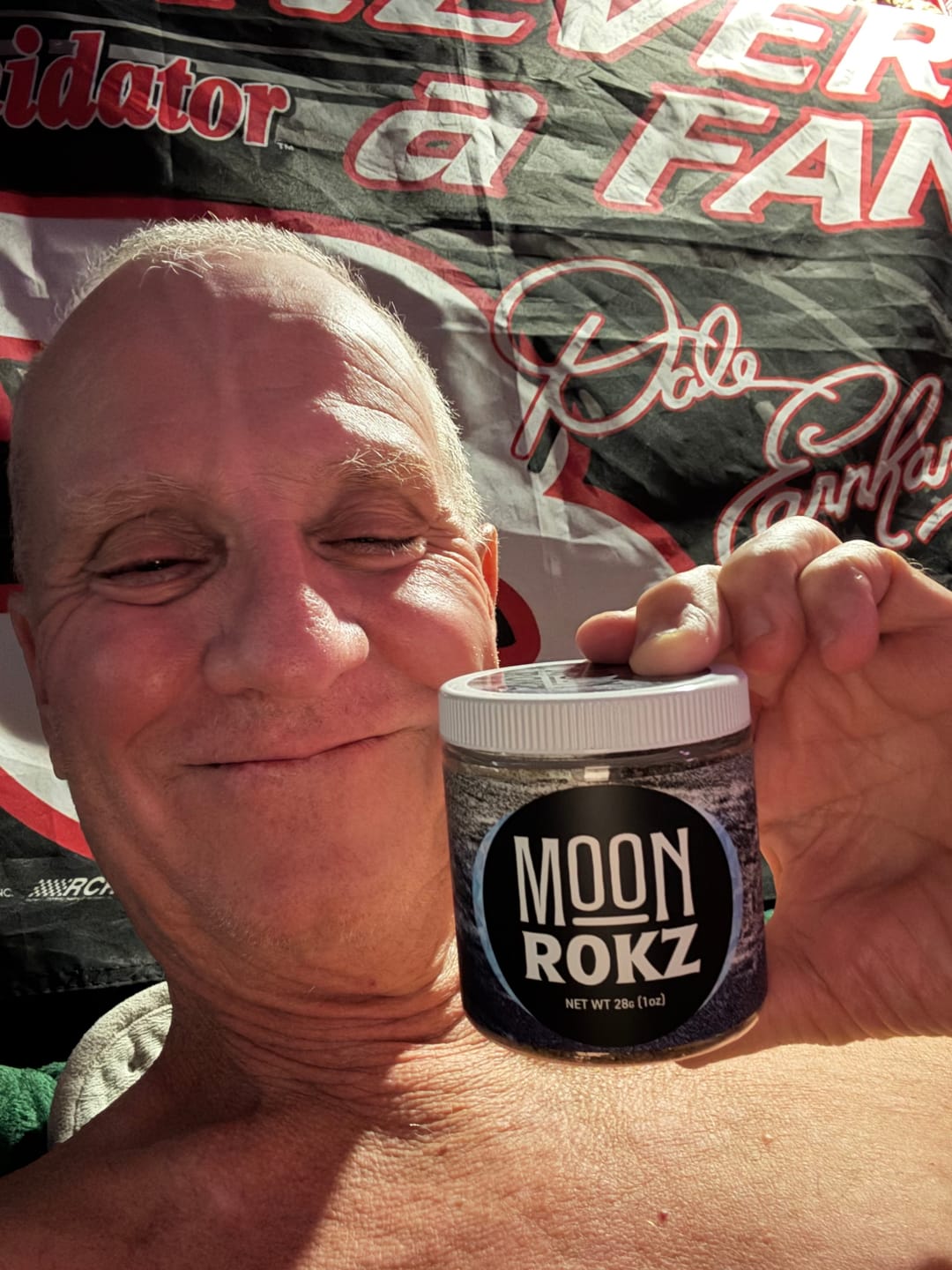 Customer photo review of Moonrocks 28 Grams