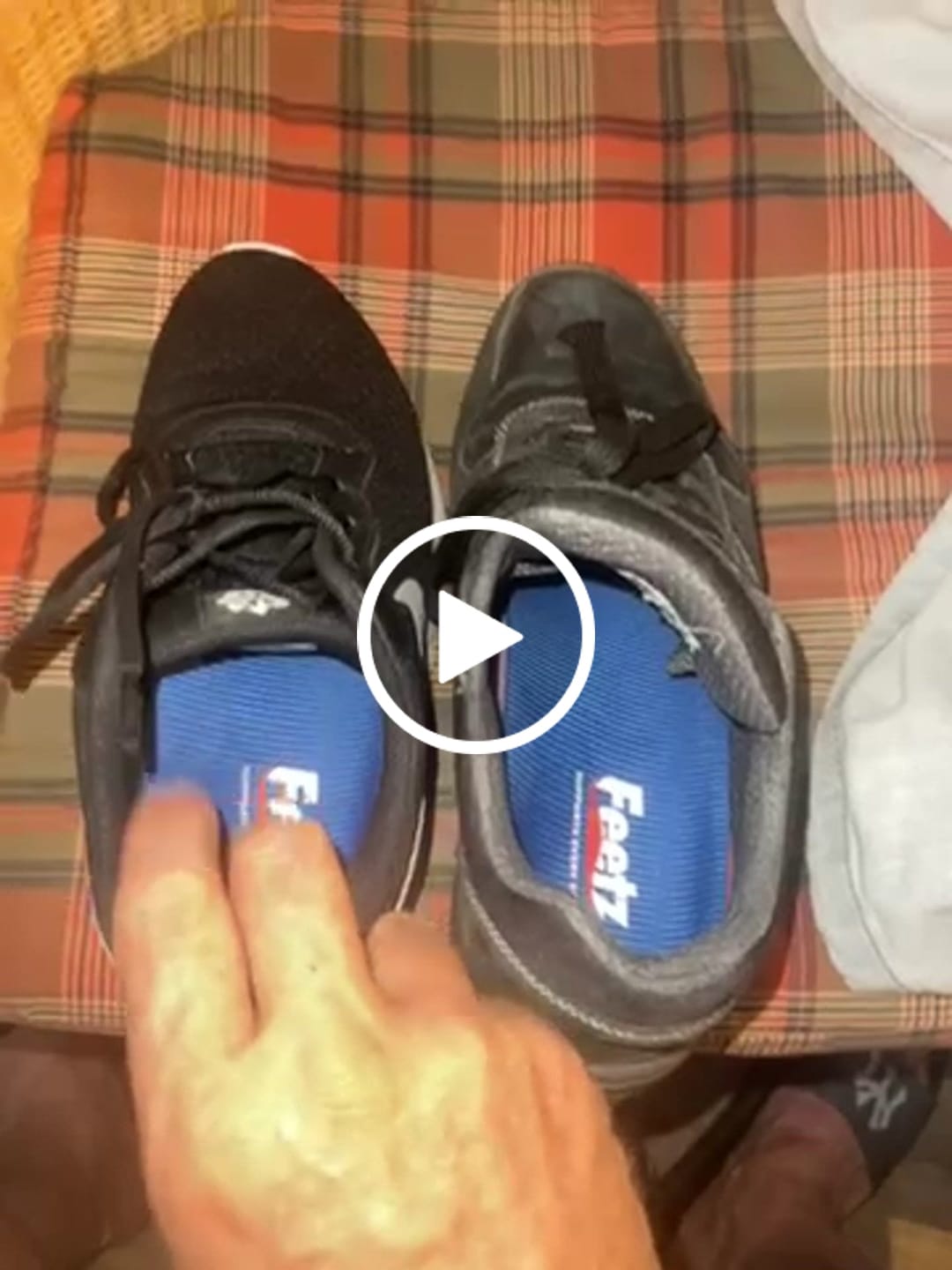 Customer video review of Feetz® Blue One | Ultiem Hielcomfort