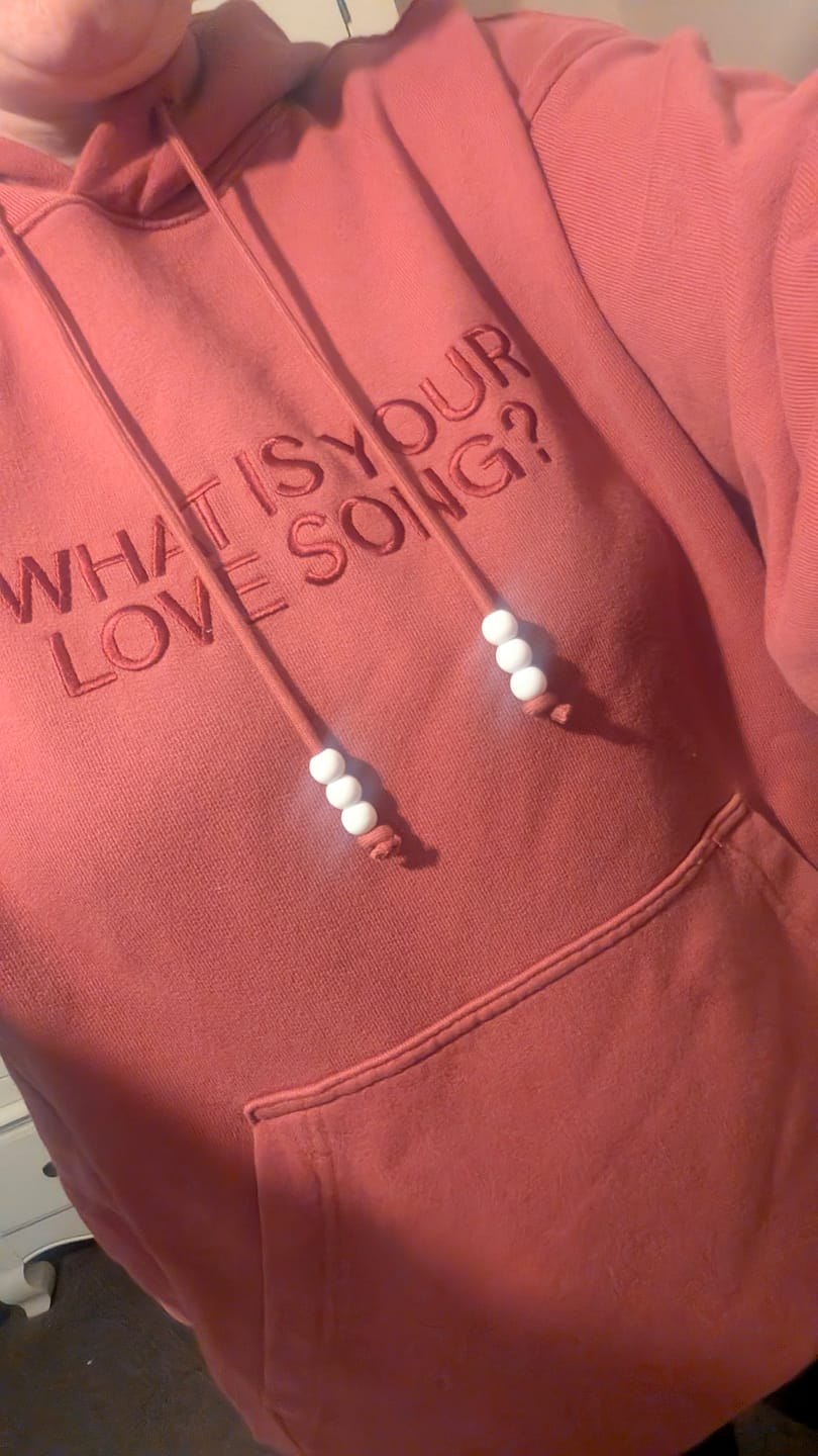 Customer photo review of [4TH PRE-ORDER] BTS - ARIRANG OFFICIAL MD HOODIE RED
