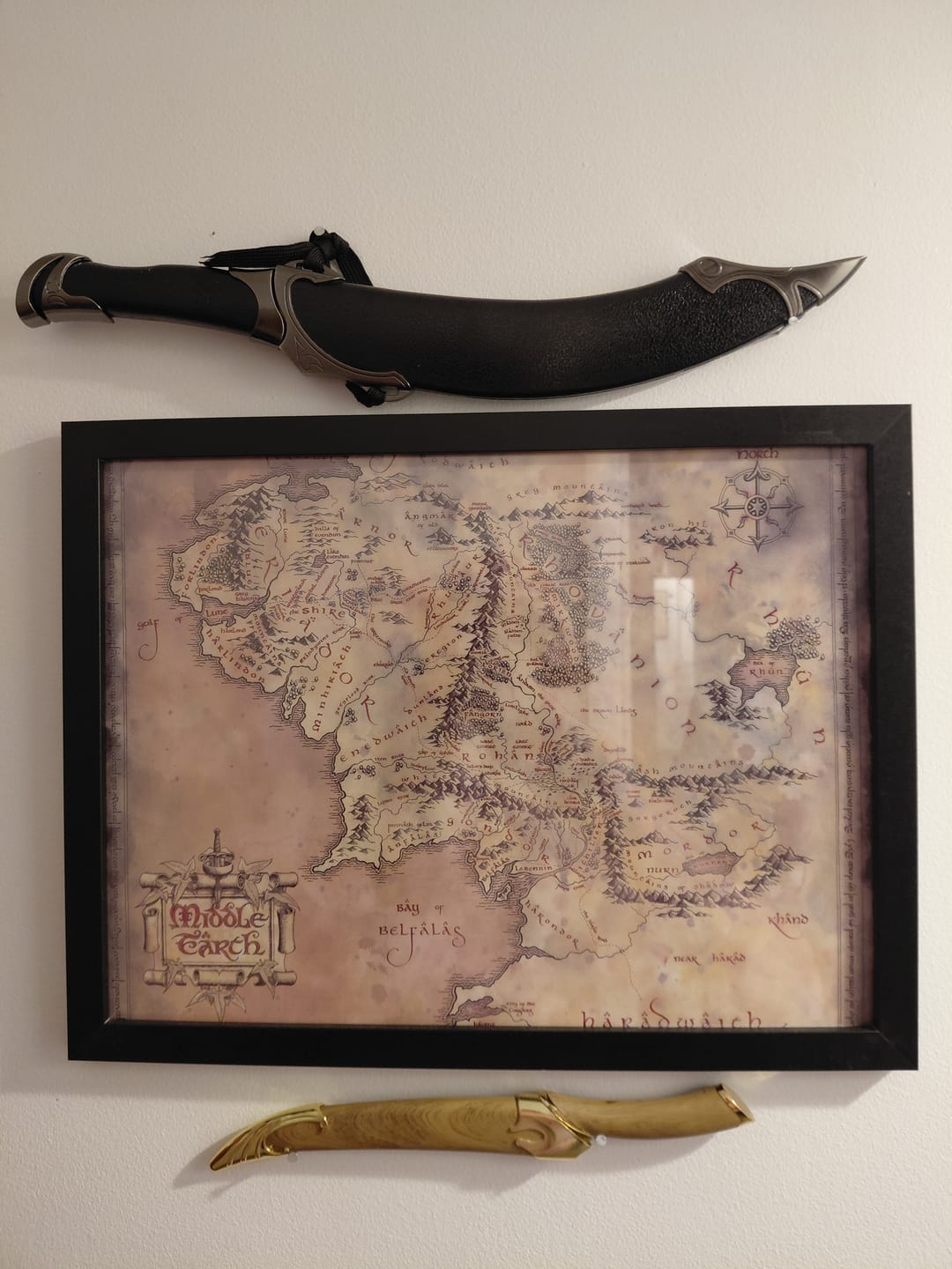 Customer photo review of Aragorn's Angrist Elven Blade (Black)