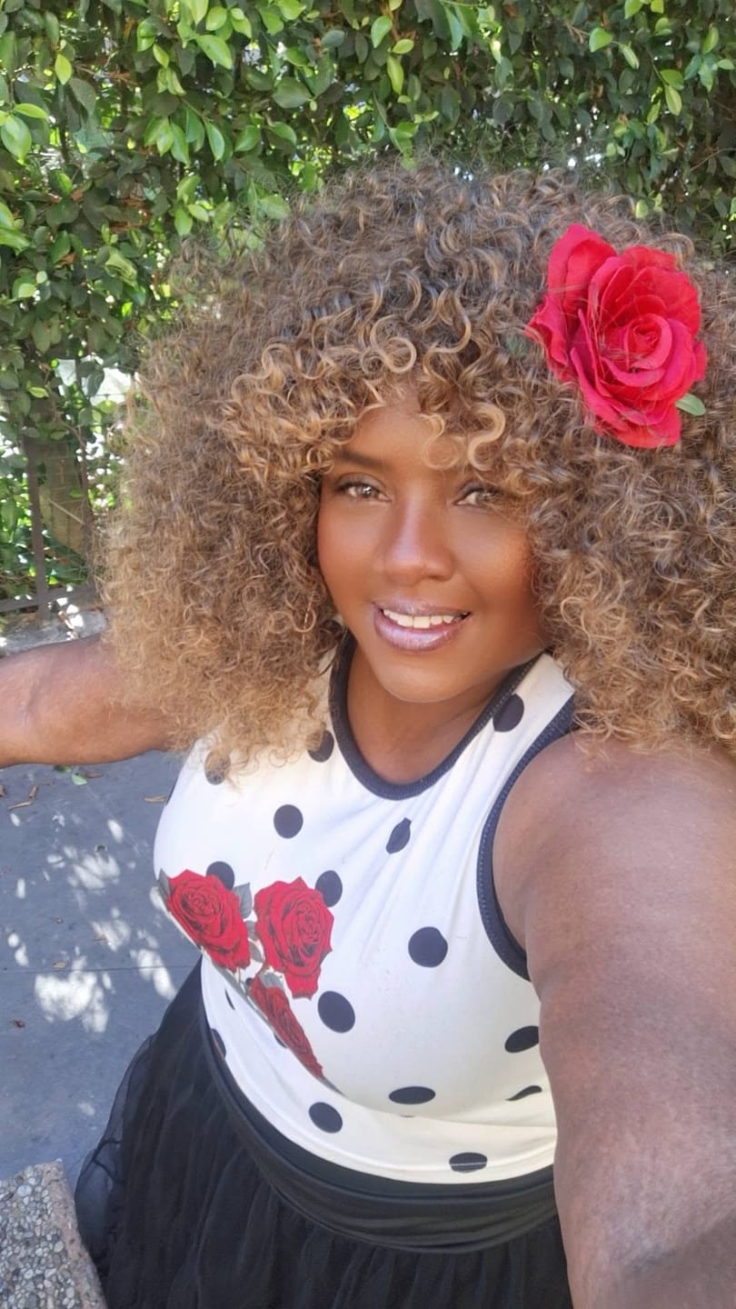 Customer photo review of Motown Tress Day Glow Full Wig - BEVY