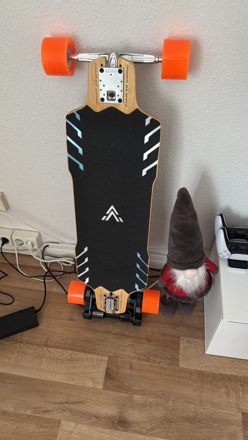 Customer photo review of Acedeck® Stella S3 Breeze Electric Longboard-Powerful& Long Range