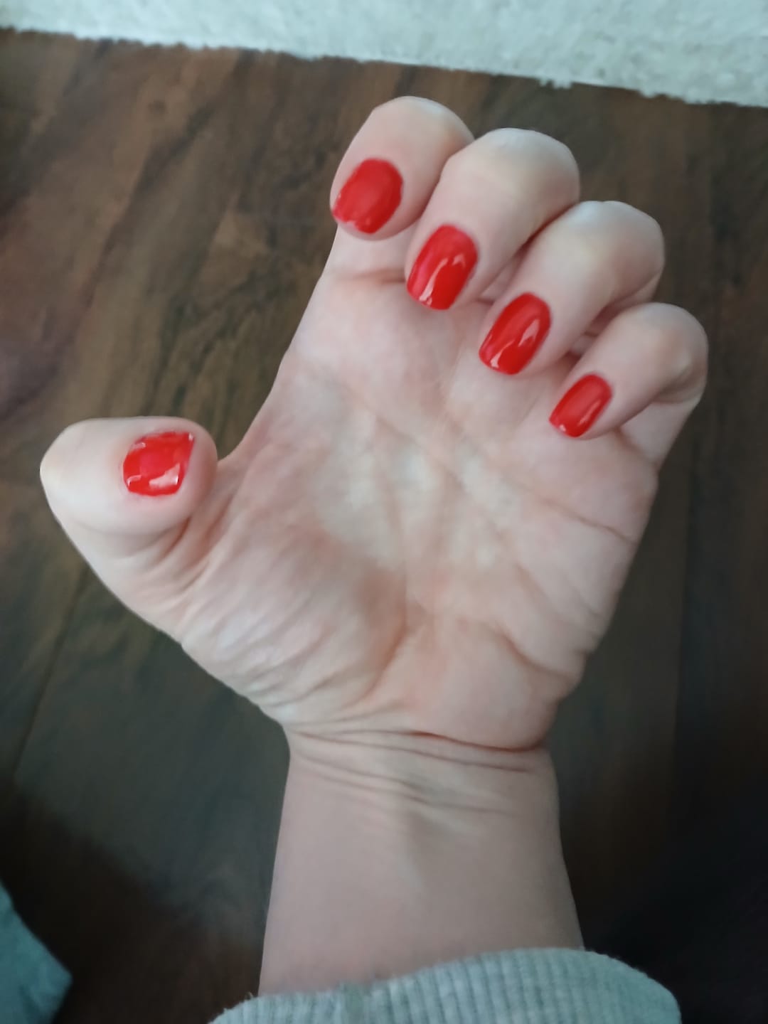 Customer photo review of Semilac UV Gel Polish Starter Set TRY ME 36W Lamp - 3 Full Size Colours Included!