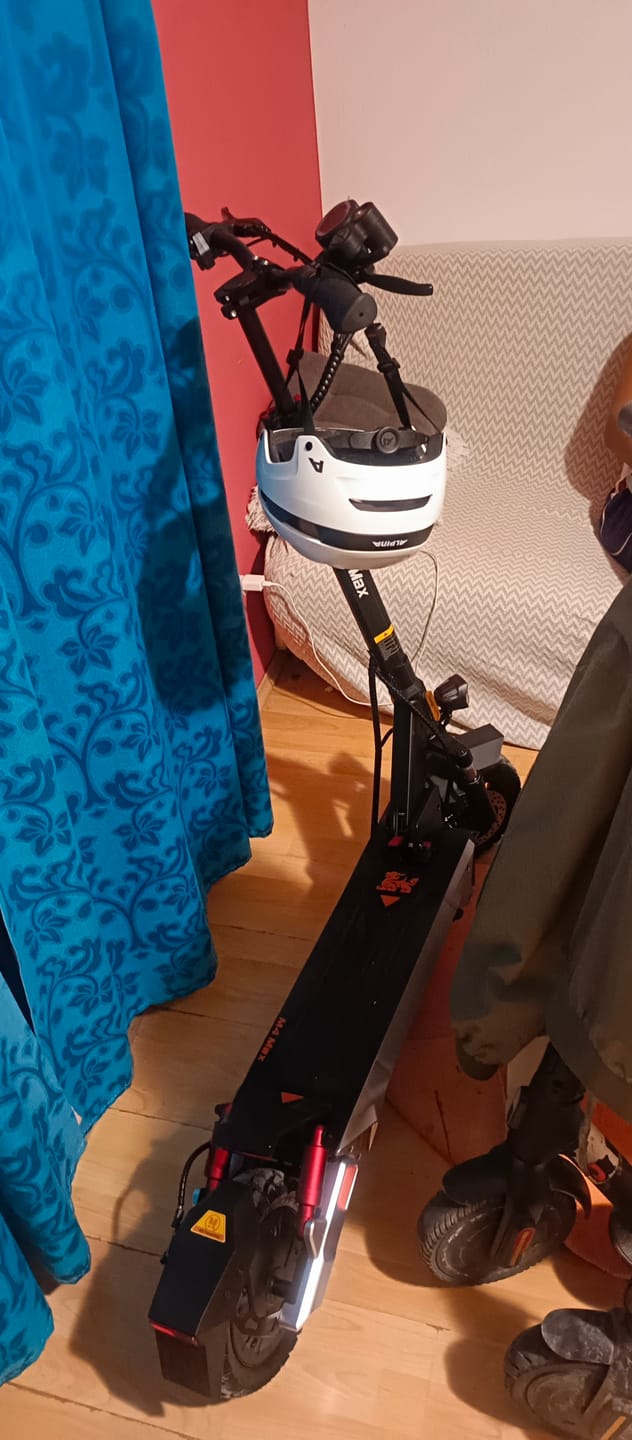 Customer photo review of KuKirin M4 Max Electric Scooter