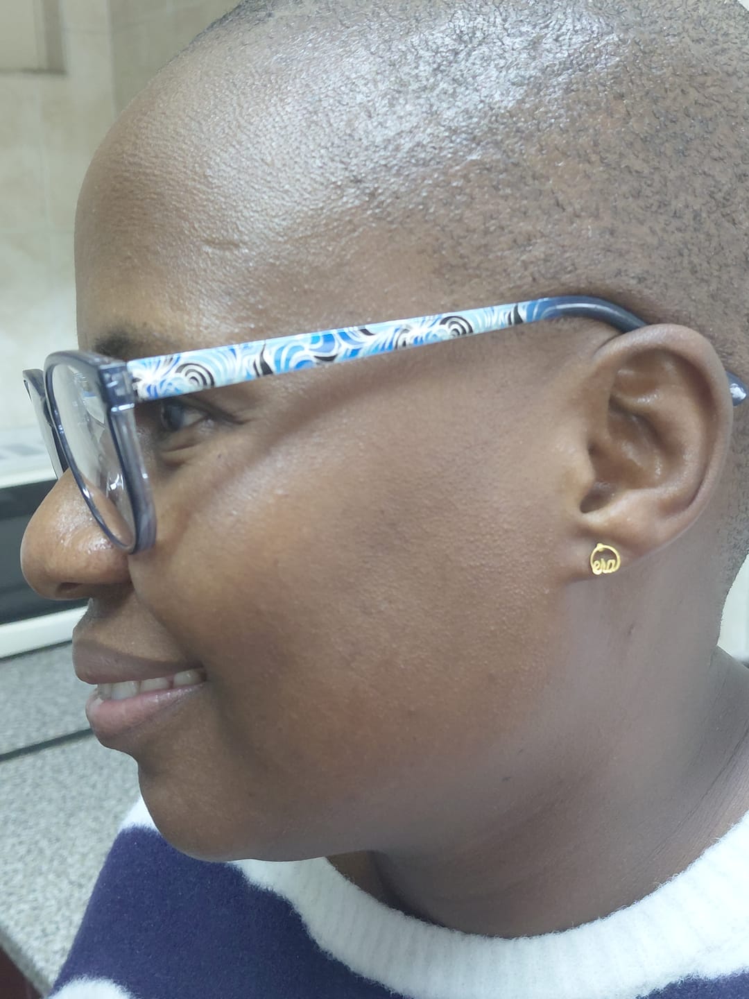 Customer photo review of Mini Era Logo Studs