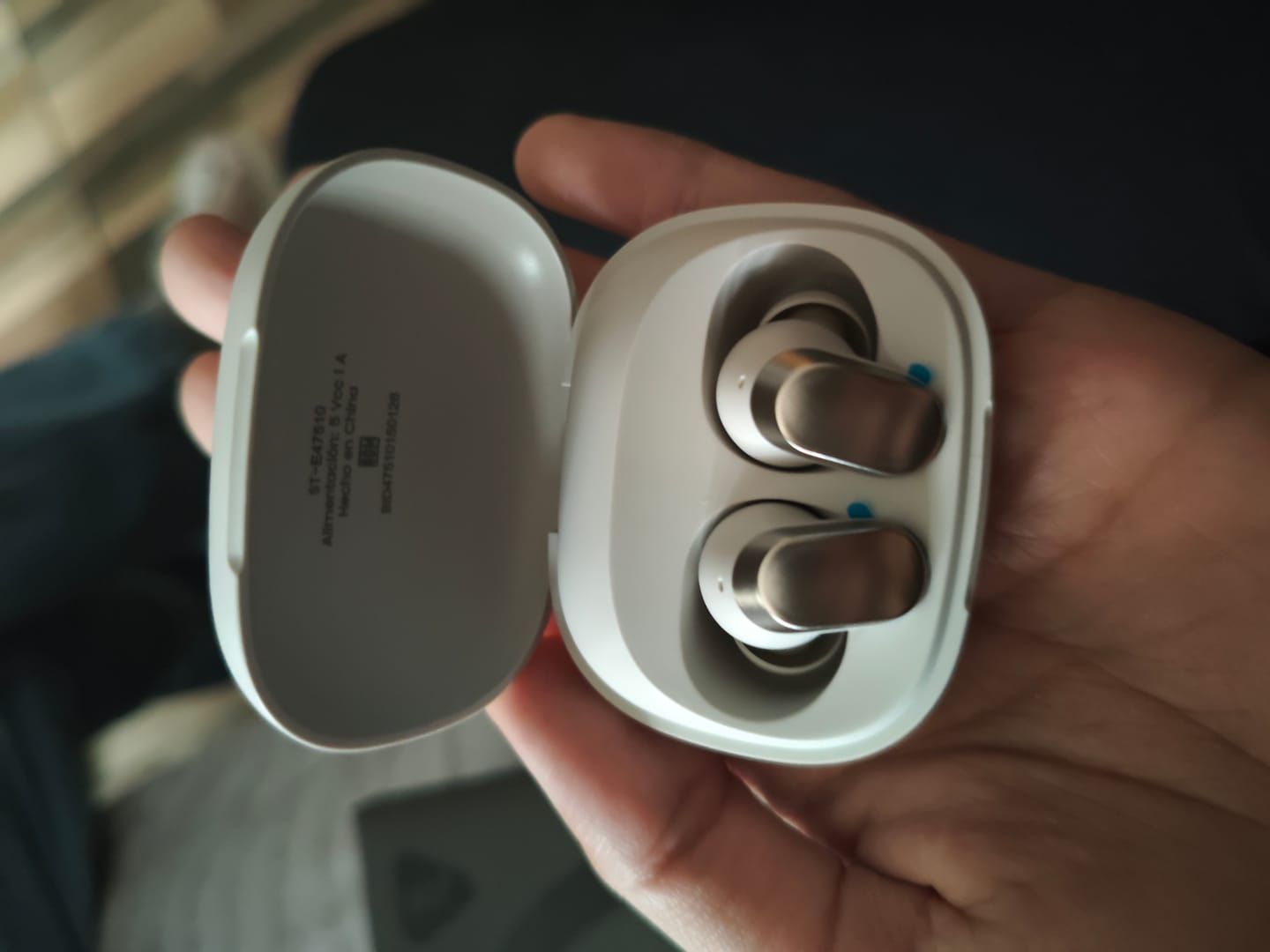 Customer photo review of Audifonos Inalambricos Tws Cherry STF 36hrs Uso ENC Protección IPX4 Beige