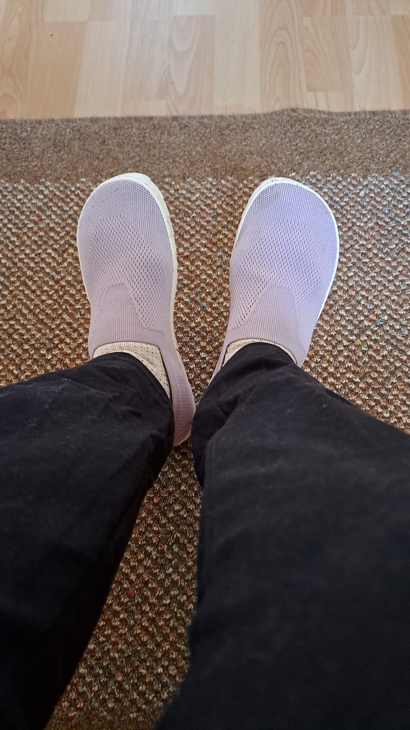 Customer photo review of Vaistoa Lempeä 3 slip on -paljasjalkakengät