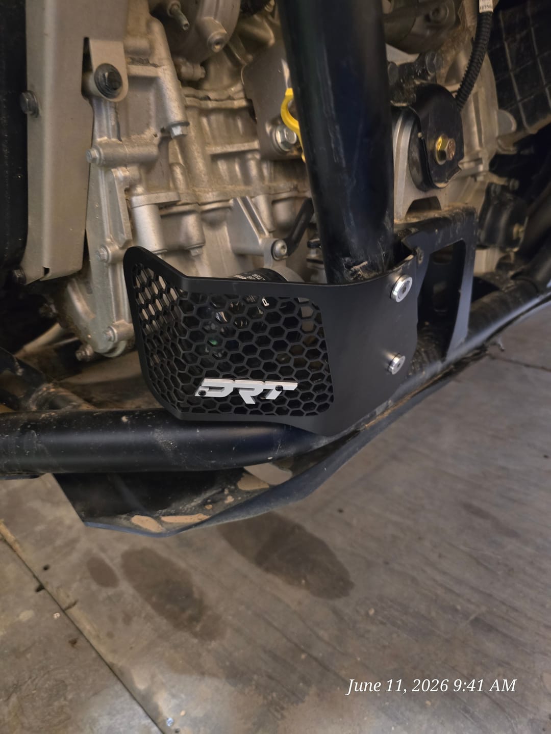 Customer photo review of RPM Pro R, Pro S & Turbo R  Carbon Fiber Radiator Heat Air Deflector & Cab Cooling Panel