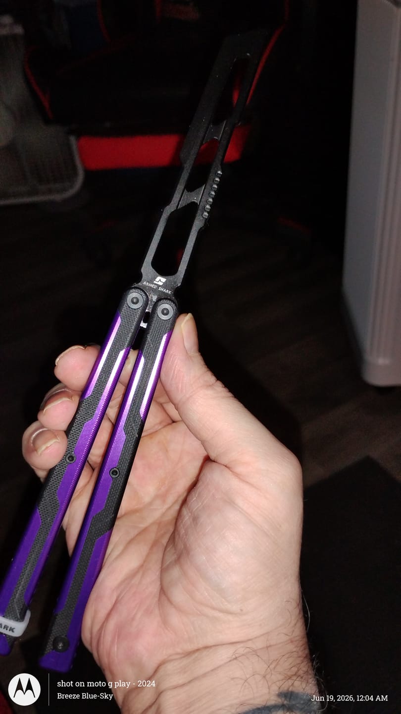 Customer photo review of ARMED SHARK kraken v3 clone Seven series aluminum alloy handle stainless steel Trainer blade Bushings