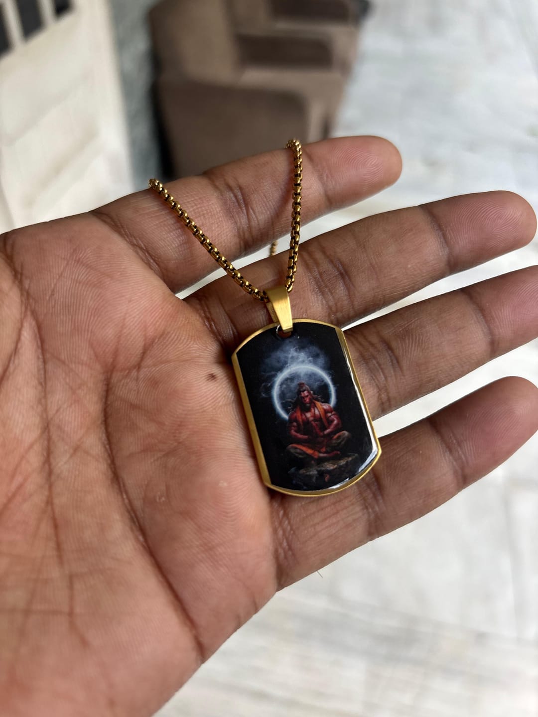 Customer photo review of Hanuman Aura Locket for Men
