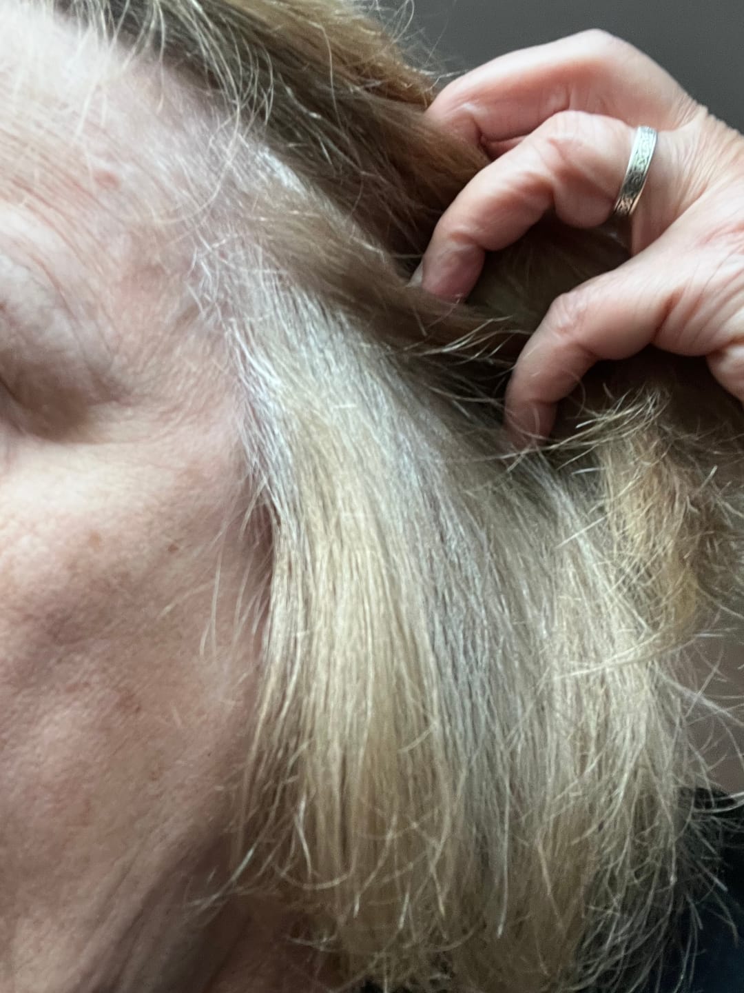 Customer photo review of Instant Dye Shampoo