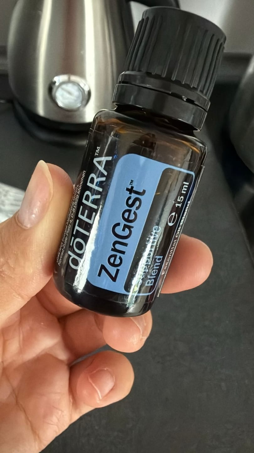 Customer photo review of Mezcla de Aceites Esenciales ZenGest | 15ml dōTERRA