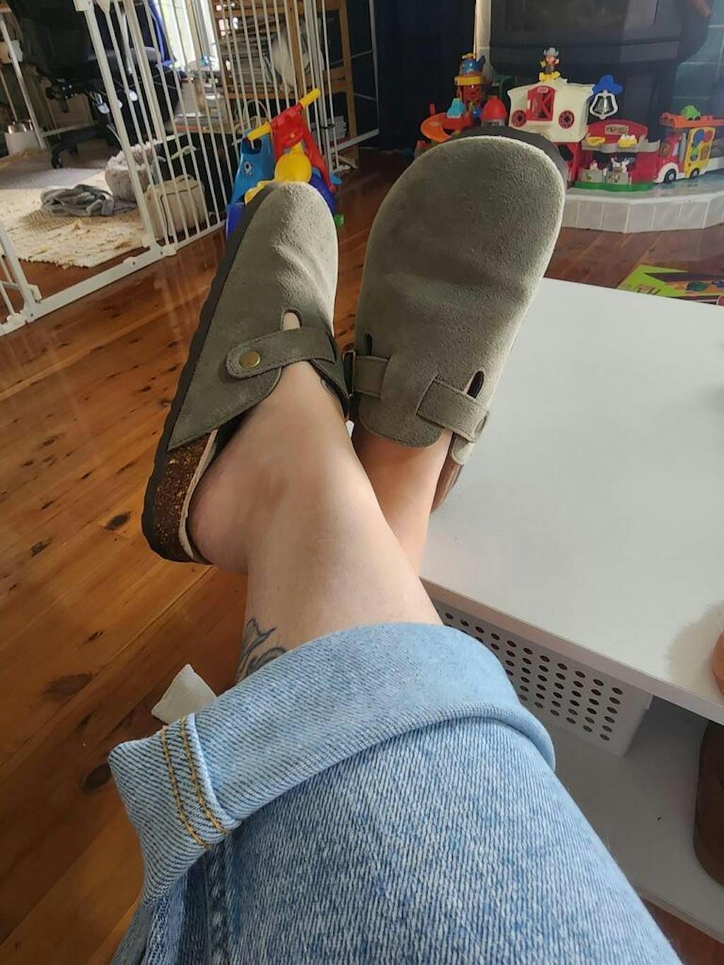Customer photo review of Mule Confort Suede - Breya