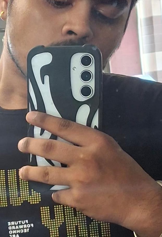 Customer photo review of 3D Flame Hollow Matte Skeleton Black Silver Electroplated Samsung S & A Series Soft Case