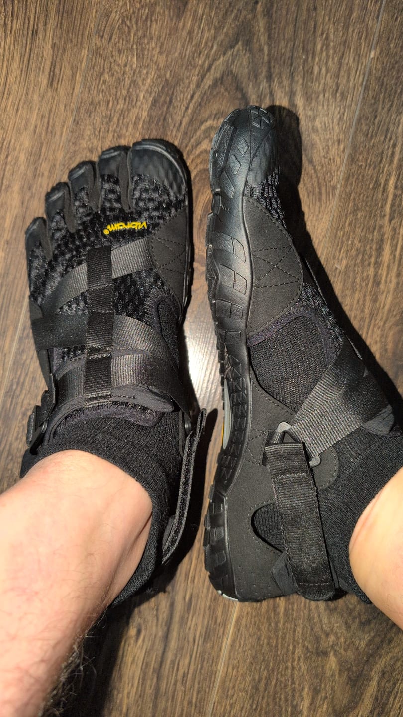 Customer photo review of Breezandal Mens Black