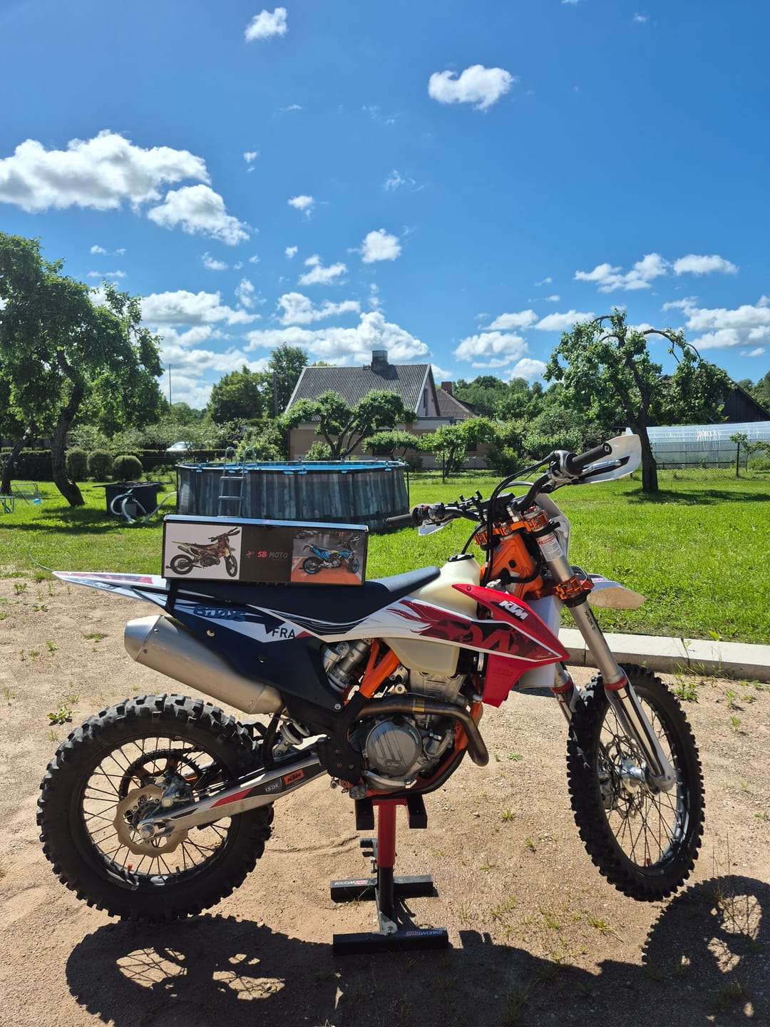 Customer photo review of ABS Wheelie Bar3