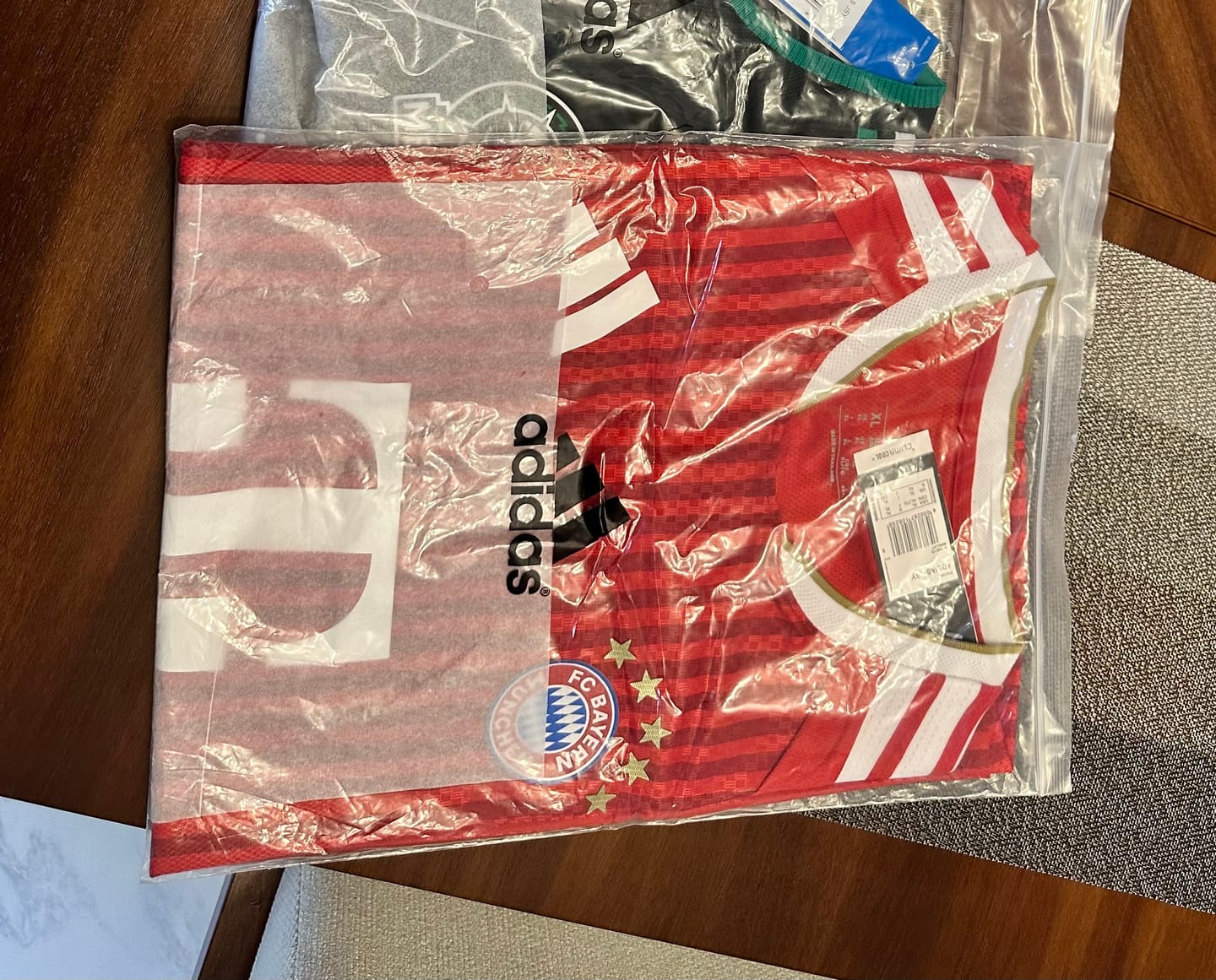 Customer photo review of Bayern Múnich 2026 - 2027 Local Vers. Jugador