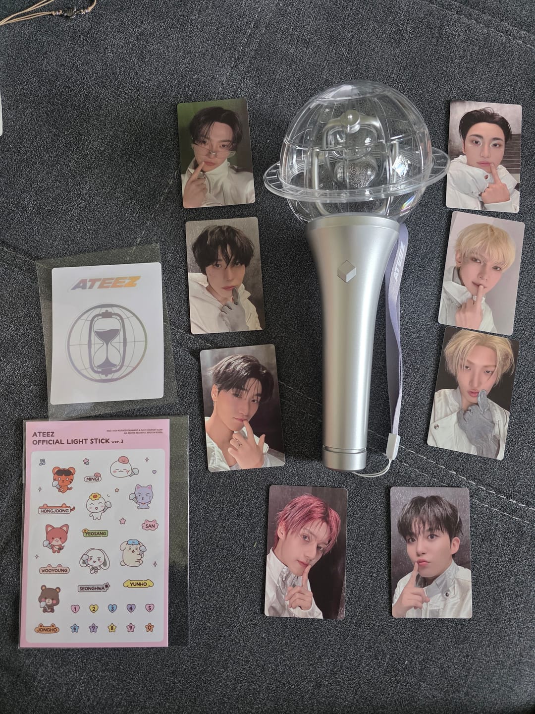 Customer photo review of ATEEZ - OFFICIAL LIGHT STICK VER.3