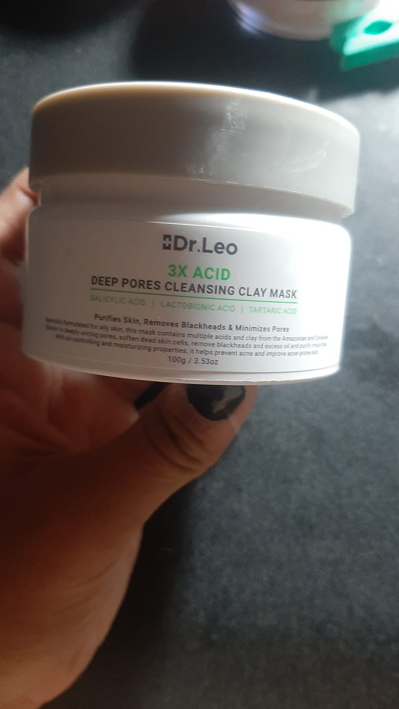 Customer photo review of Mascarilla de Arcilla con 3 Ácidos para Limpieza Profunda de Poros