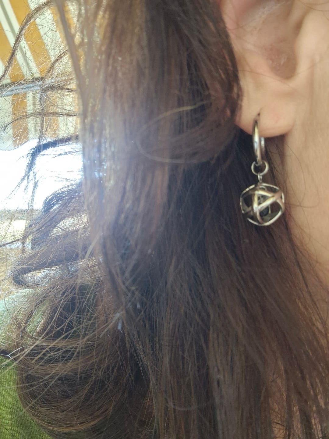 Customer photo review of Orecchini Ciondolo Genesa in acciaio inossidabile con pietra naturale Ossidiana Nera