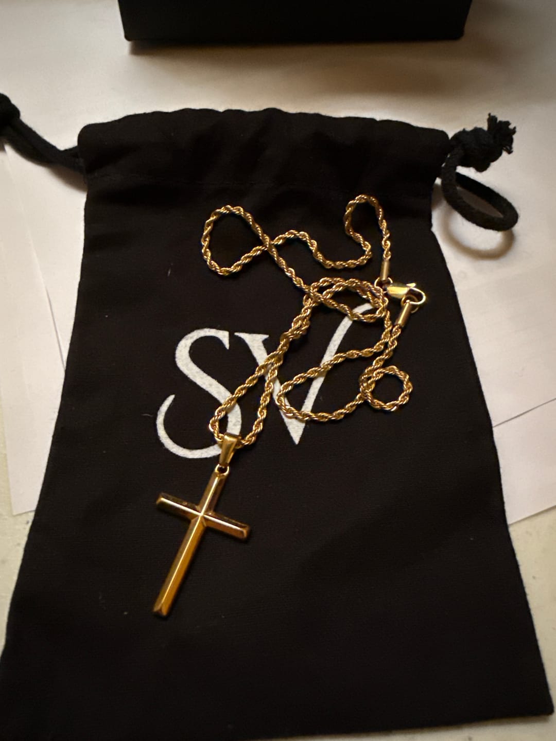 Customer photo review of Crucifix Pendant Oro