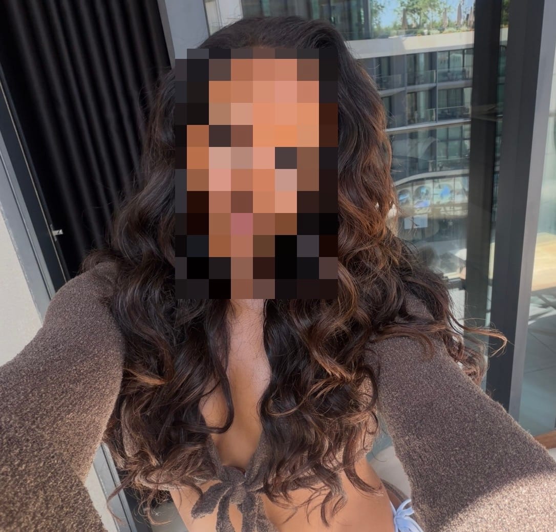 Customer photo review of Glueless wig