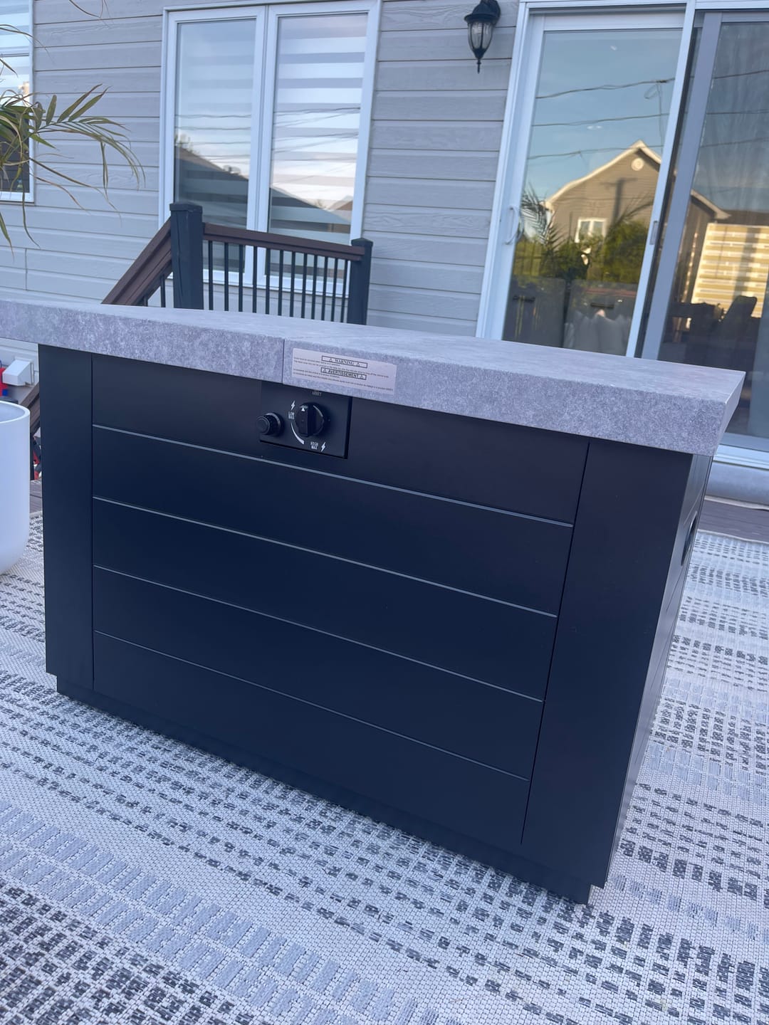 Customer photo review of SUNJOY 40 Inch Outdoor Large Propane Burning Fire Pit Table with Cover and Lava Rocks