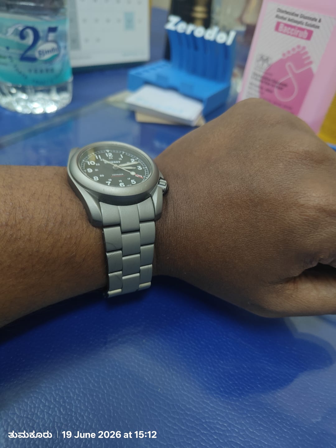 Customer photo review of 3-link Titanium Bracelet | 22mm lug width,Fits only for Voyager Watch