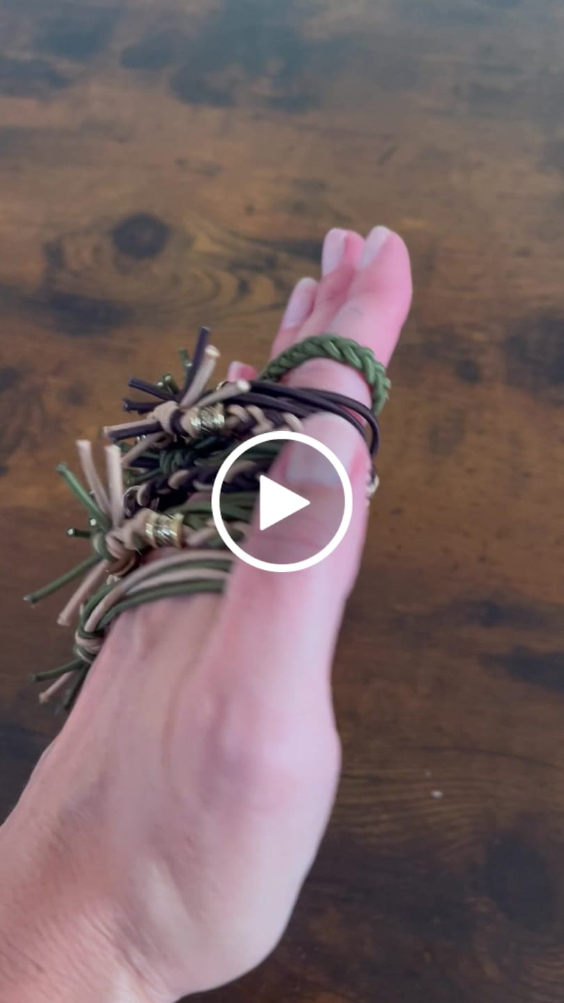 Customer video review of Mandala Crafts 2mm Elastic Cord Stretchy String for Bracelets, Necklaces, Jewelry Making, Beading, Masks