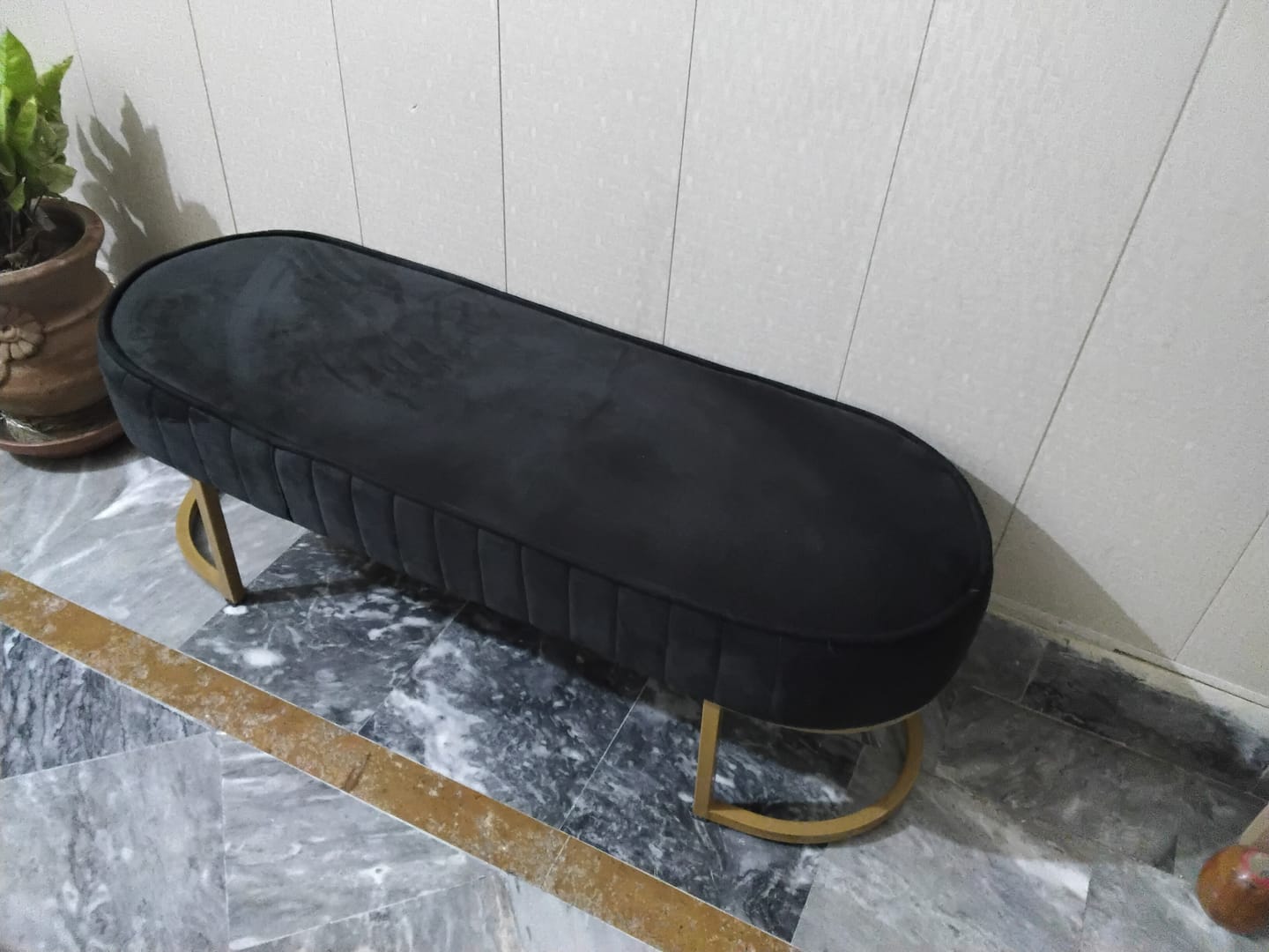 Customer photo review of 3 Seater Luxury Wooden Stool With Steel Stand -479