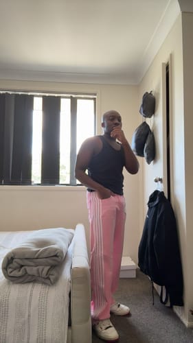 Customer photo review of CARNIVL™ Hello Kitty Baggy Denim