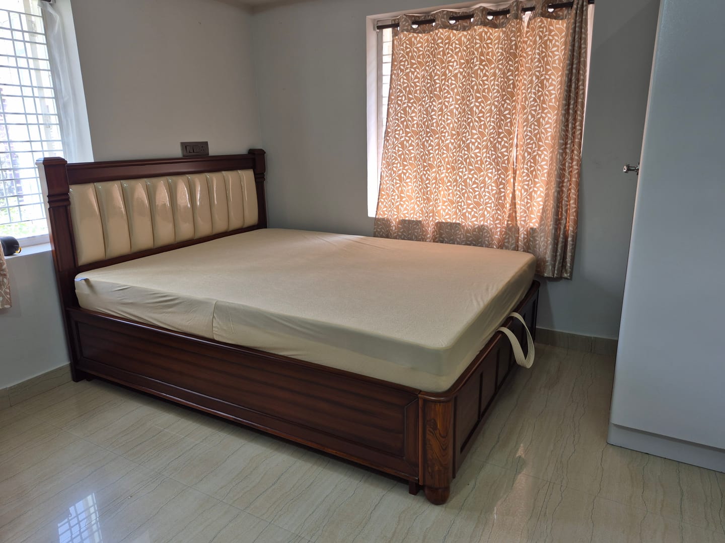 Customer photo review of Flo Aloe Vera Gel Infused Waterproof Mattress Protector